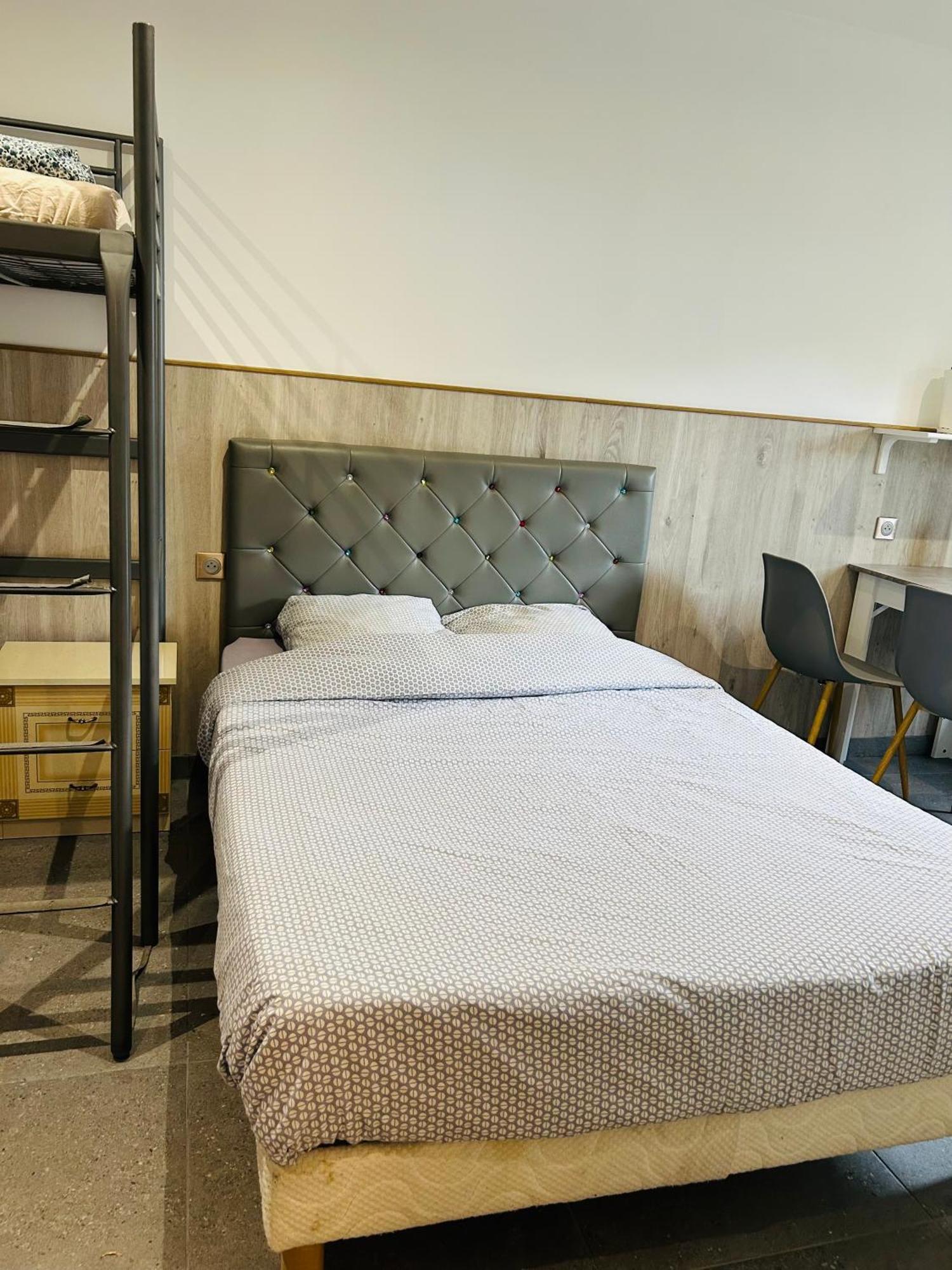 Cozy Apartman Bussy-Saint-Georges Szoba fotó